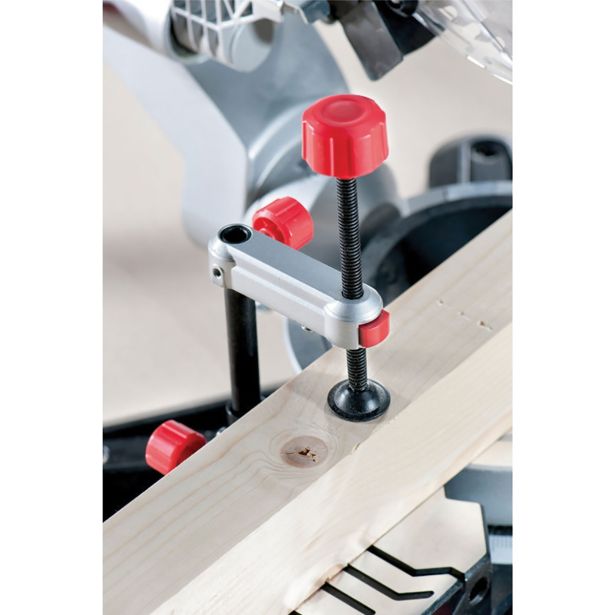 ZAJERALNA ŽAGA S POTEZNO FUNKCIJO METABO KGS 305 M