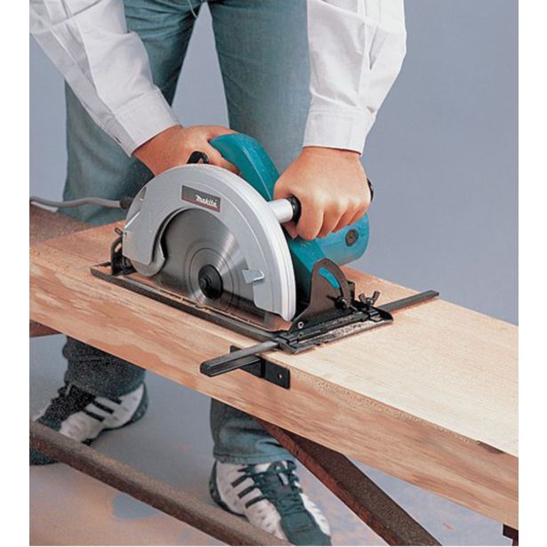 ROČNA KROŽNA ŽAGA MAKITA N5900B