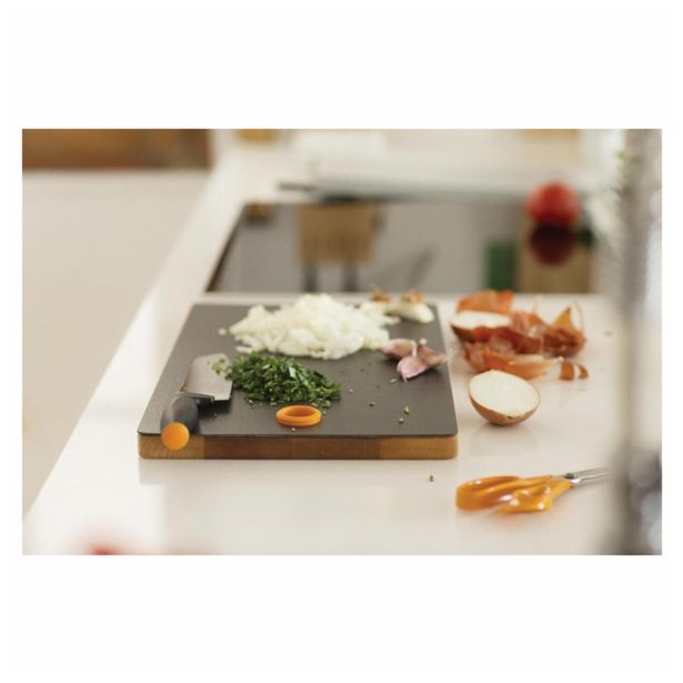 KUHINJSKI NOŽ FISKARS 17 CM AZIJSKI FUNCTIONALFORM