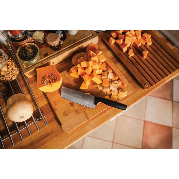 KUHINJSKI NOŽ FISKARS NAKIRI 16 CM FUNCTIONAL FORM