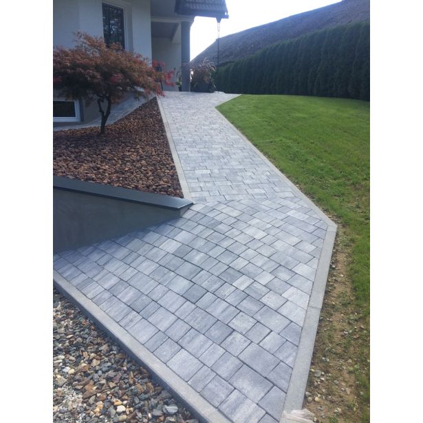 BETONSKI TLAKOVEC OBLAK GROUP LA PIAZZA MIX 16 TONALIT - BEL, ČRN