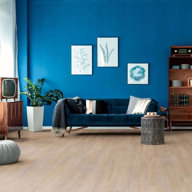 LAMINAT, 10MM, 33. RAZRED KRONOTEX AQUA AMAZONE ELBA HRAST BEIGE D 6014