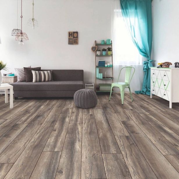 LAMINAT, 10MM, 33. RAZRED KRONOTEX AQUA AMAZONE HARBOUR HRAST SIVI D 3572