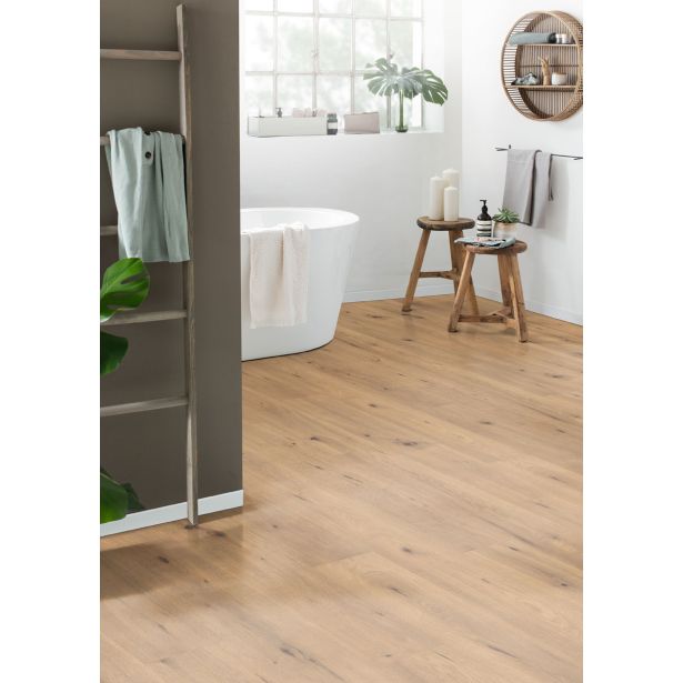 LAMINAT, 7MM, 31. RAZRED EGGER HOME DIVJI HRAST NARAVEN SREDNJI