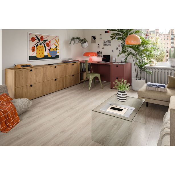 LAMINAT, 7MM, 31. RAZRED EGGER HOME NEWPORT HRAST SVETLOSIV SVETEL