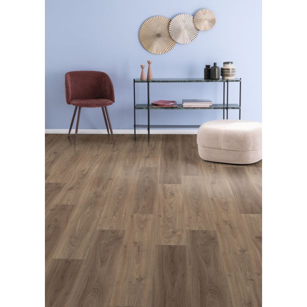 LAMINAT, 8MM, 32. RAZRED EGGER HOME LANGLEY OREH SVETEL TEMEN