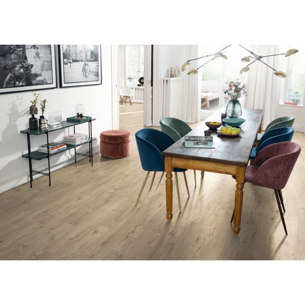 LAMINAT, 8MM, 32. RAZRED EGGER HOME OLCHON HRAST PEŠČENO BEŽ SREDNJI