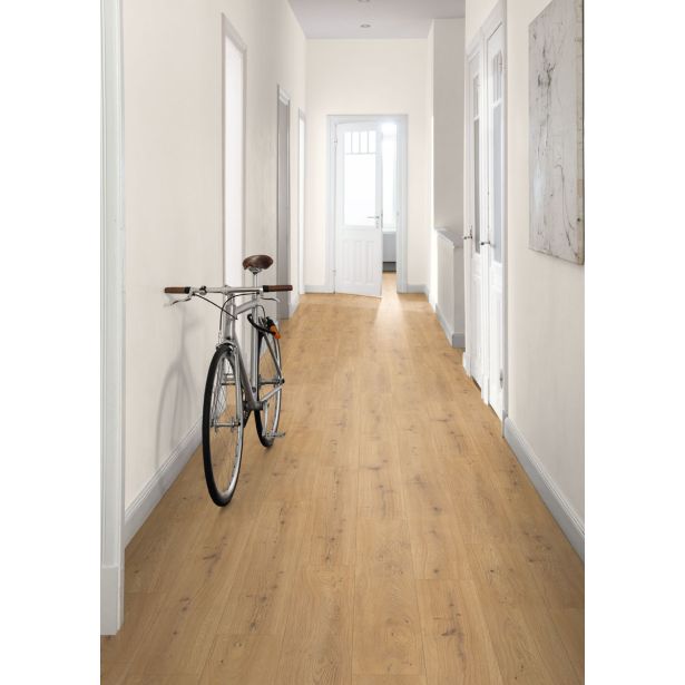 LAMINAT, 8MM, 32. RAZRED EGGER HOME PREDAIA HRAST MEDEN SREDNJI