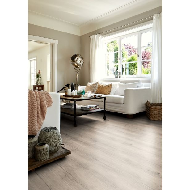 LAMINAT, 8MM, 33. RAZRED EGGER HOME CARLIN HRAST SIV SREDNJI