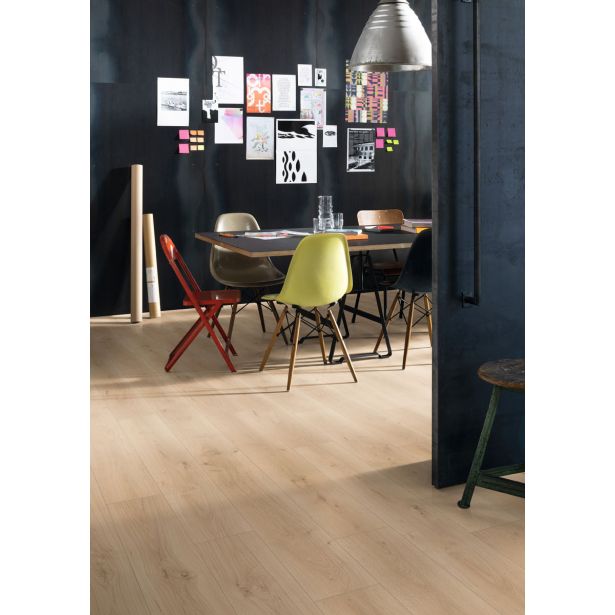 LAMINAT, 8MM, 33. RAZRED EGGER HOME PINOT HRAST PEŠČEN SREDNJI