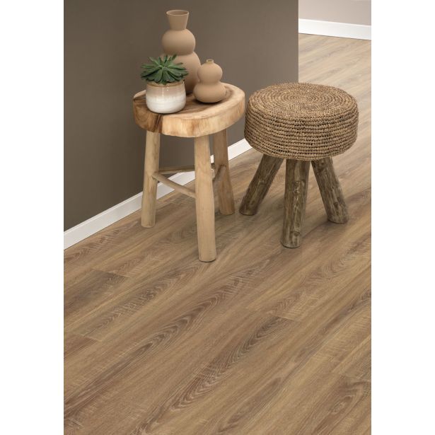 LAMINAT, 8MM, 33. RAZRED EGGER HOME TOSCOLANO HRAST NARAVEN SREDNJI