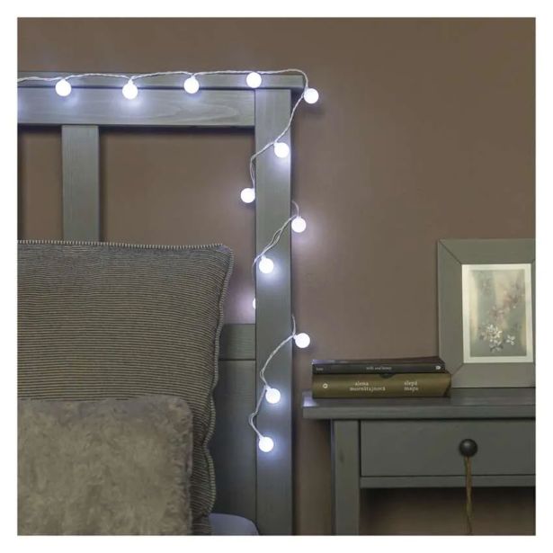 LED SVETLOBNA CHERRY VERIGA ' KROGLICE 2,5 CM, 4 M, ZUN. IN NOTR., HLADNA BELA, ČASOVNIK
