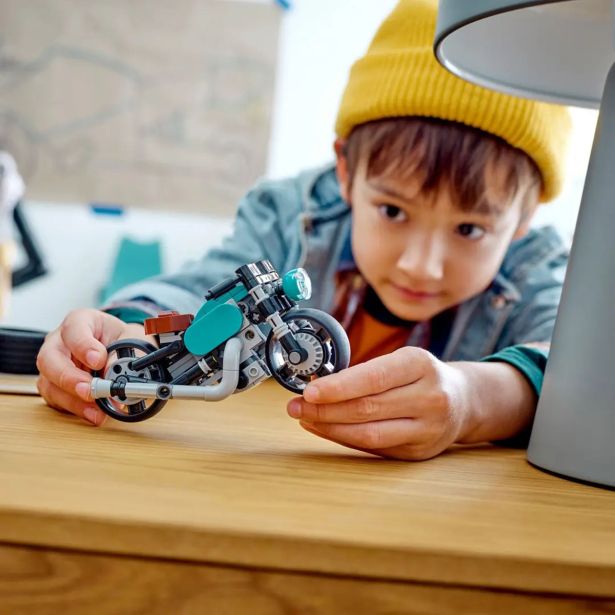 LEGO CREATOR 31135 STARODOBNI MOTOR