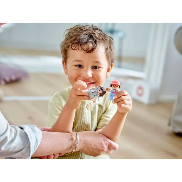 LEGO DUPLO TOWN 10968 REŠEVANJE - OBISK PRI ZDRAVNIKU