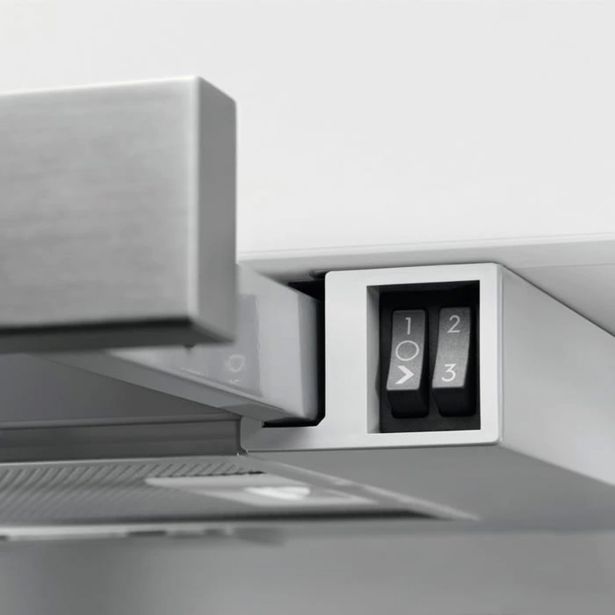 IZVLEČNA KUHINJSKA NAPA ELECTROLUX LFP216S