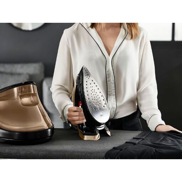 LIKALNA POSTAJA TEFAL GV9823E1