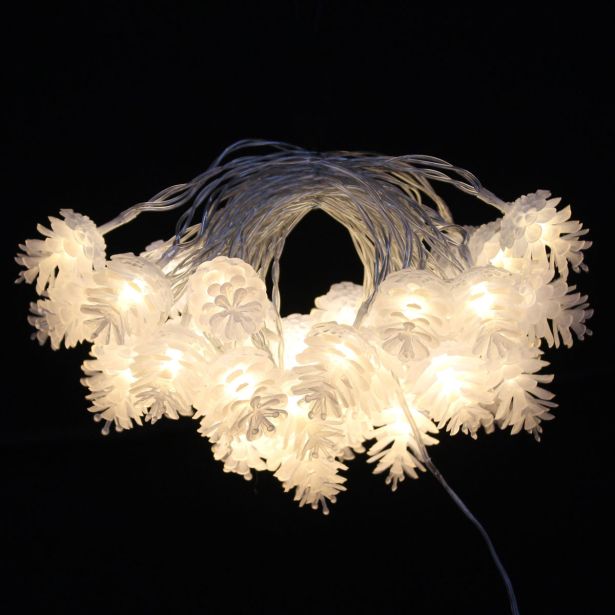 LUČKE 40 LED STORŽI TOPLO B. T UTRIPAJOČE, 5.85 M
