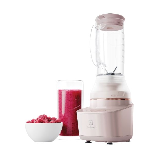MEŠALNIK BLENDER ELECTROLUX E7CB1 8SSM