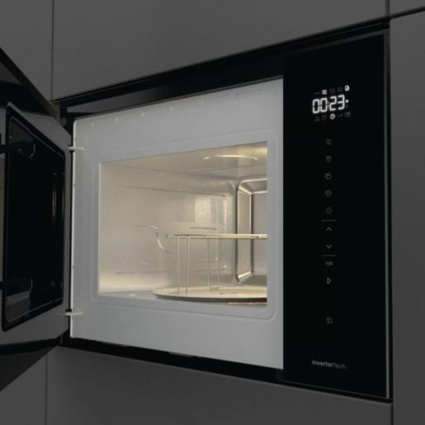 MIKROVALOVNA PEČICA HISENSE BIM325GI63DBG