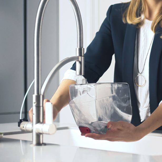 MOKRO-SUHI SESALNIK BISSEL 1558N SPOTCLEAN PROFESSIONAL