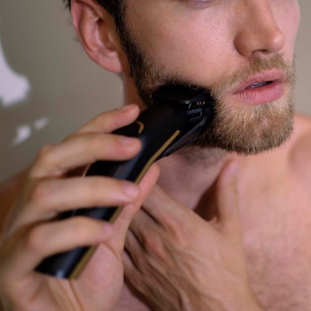 MOŠKI UREJEVALNIK BABYLISS MT860E