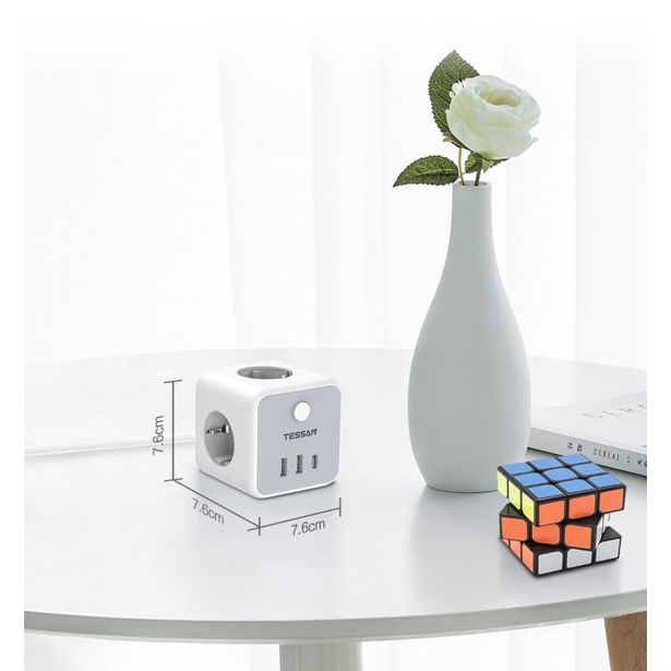 NAMIZNI RAZDELILEC TESSAN 301C 3X VTIČNICA, 2X USB-A, 1X USB-C