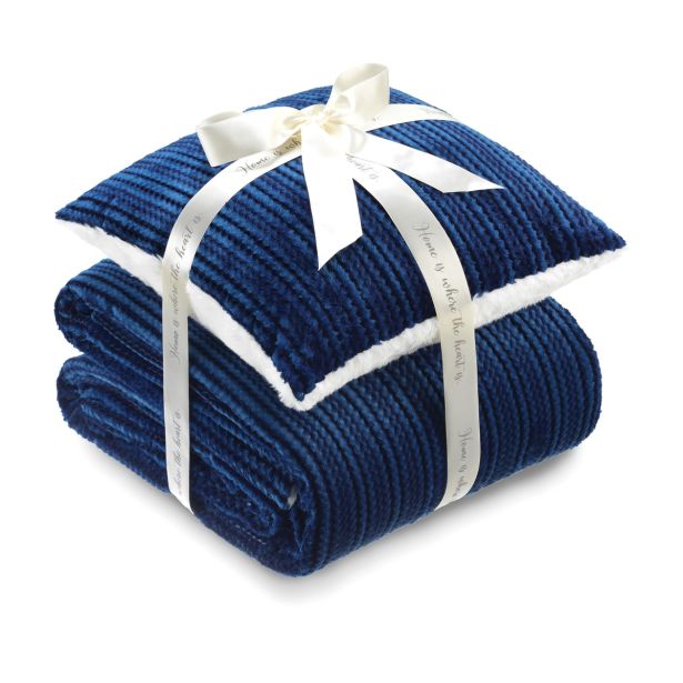 ODEJA DORMEO WARM HUG 130X190 CM IN BLAZINA MODRA