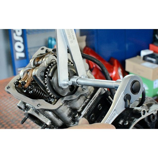 ORODJE ZA MEHANIKE UNIOR ORODJE ZA MAGNET IN VERIŽ ART. 3051/2BI