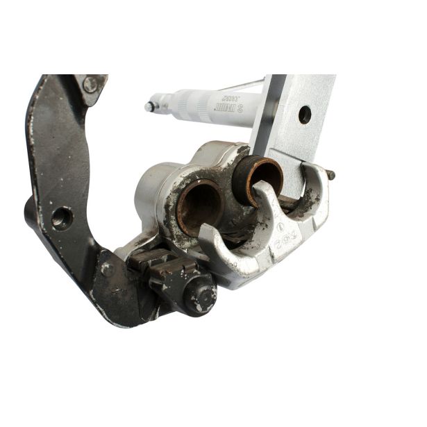 ORODJE ZA MEHANIKE UNIOR ORODJE ZA ZAVORNE BATKE ART. 3303/2