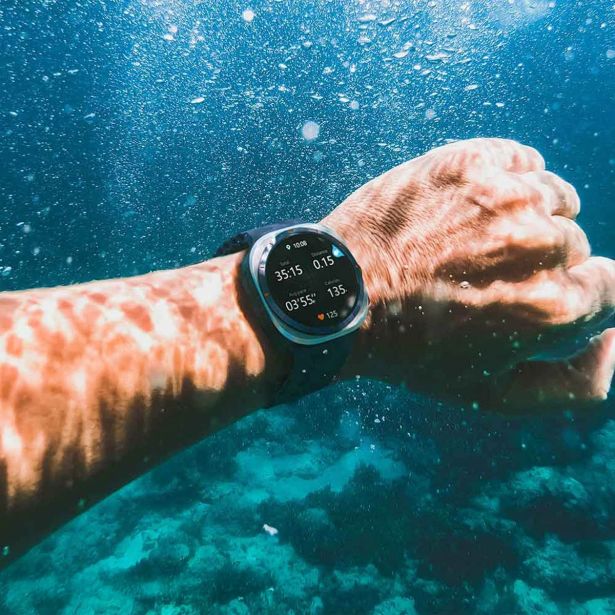 PAMETNA URA SAMSUNG GALAXY WATCH ULTRA 2025 LTE MODRA