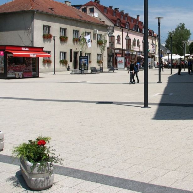 BETONSKI TLAKOVEC SEMMELROCK PASTELLA 20/20 6 CM SVETLO SIVA