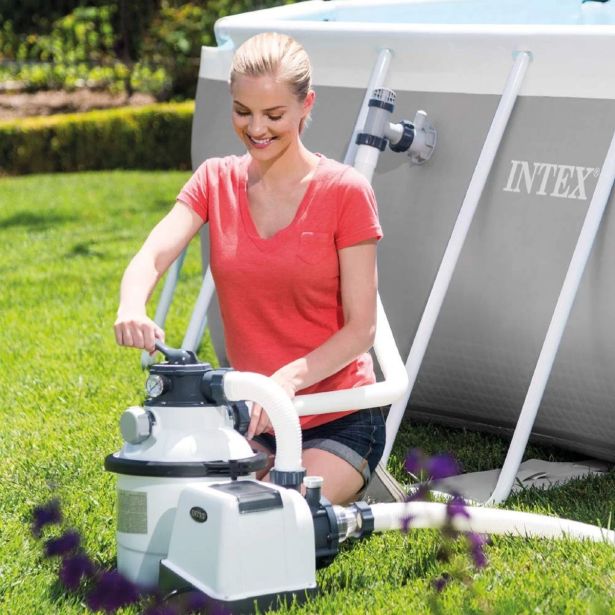 PEŠČENA FILTRSKA ČRPALKA INTEX, 4500L/URO