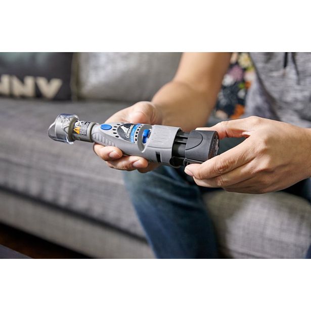 DREMEL AKUMULATORSKO ORODJE ZA NEGO NOHTOV HIŠNIH LJUBLJENČKOV (7020-PGK)