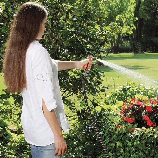 PIŠTOLA ZA VODO CLABER RAZPRŠILNA BASIC METAL TRAJNI DELI IZ KROMA