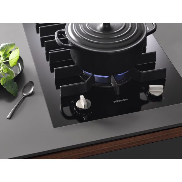 PLINSKA KUHALNA PLOŠČA MIELE CS 7102-1 FL