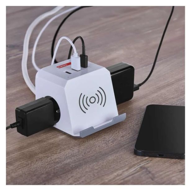 PODALJŠEK EMOS POLNILNA POSTAJA 2X ŠUKO 2X USB-A + 1X USB-C