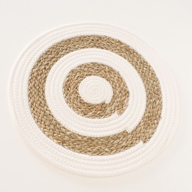 POGRINJEK BOLTZE DABBIE, OKROGEL, RJAVO-BEL