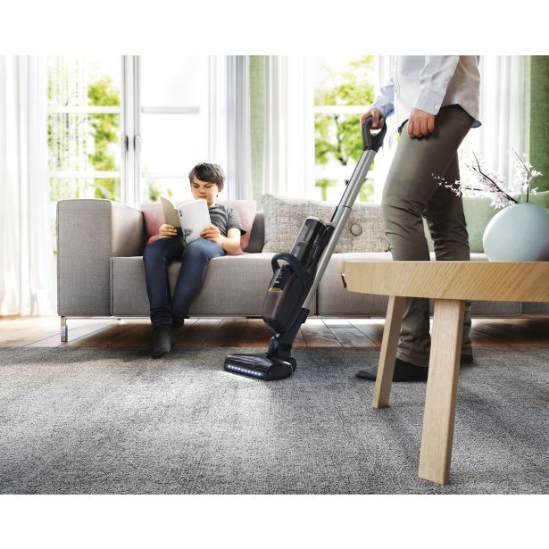 POKONČNI SESALNIK ELECTROLUX PF 91 4IG