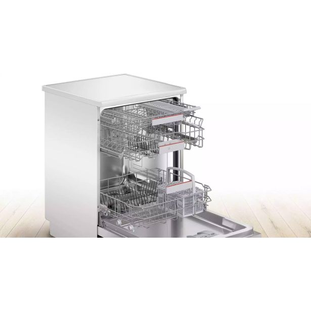 POMIVALNI STROJ BOSCH SMS4HNW01E