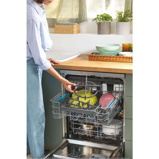 POMIVALNI STROJ CANDY CF 5C7F1X