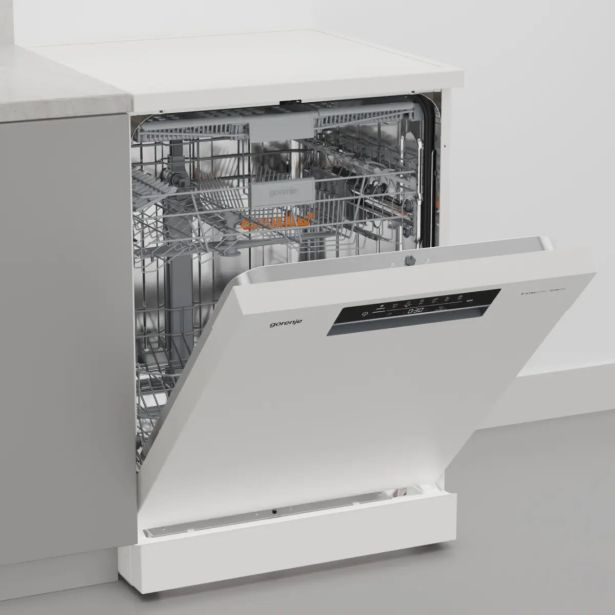 POMIVALNI STROJ GORENJE GS643B90W