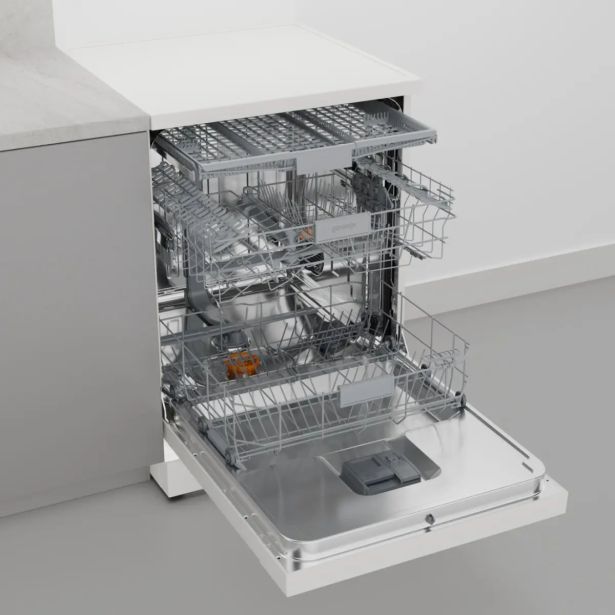 POMIVALNI STROJ GORENJE GS643B90W