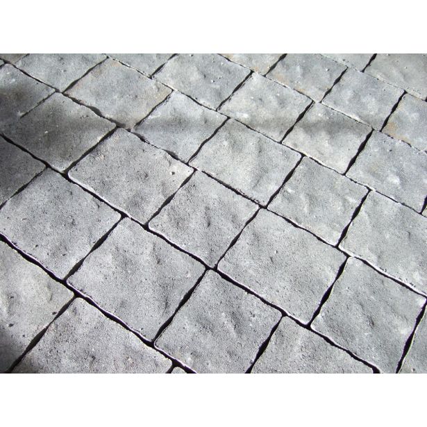 BETONSKI TLAKOVEC OBLAK GROUP PORFIDO MIX 04 SIV, ČRN