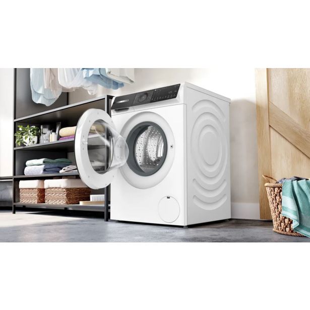 PRALNI STROJ BOSCH WGH24400BY