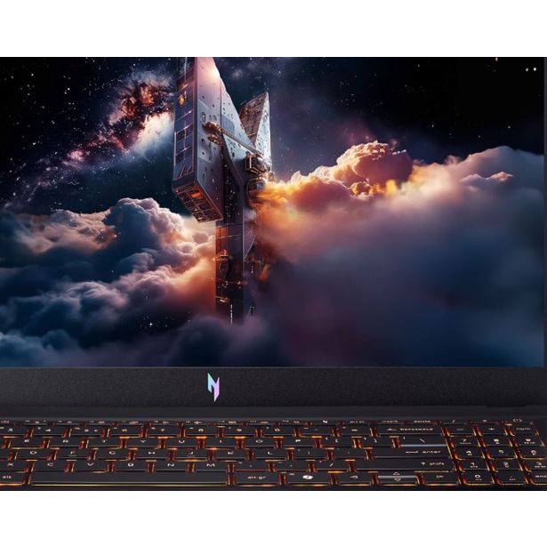PRENOSNI RAČUNALNIK ACER NITRO V 15 ANV15-52-7 9BD CORE 7 240H/RTX 5060/