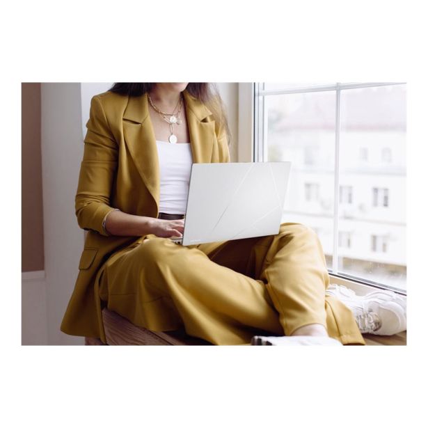 PRENOSNI RAČUNALNIK ASUS ZENBOOK UX3405MA QD436W ULTRA 5