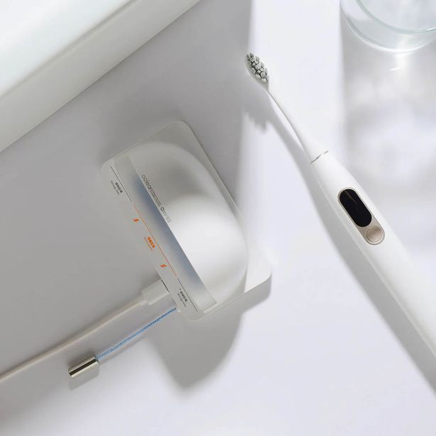 PRIBOR IN DODATKI OCLEAN STERILIZACIJSKA SVETILKA S1, SIVA, ZA ZOBNE ŠČETKE