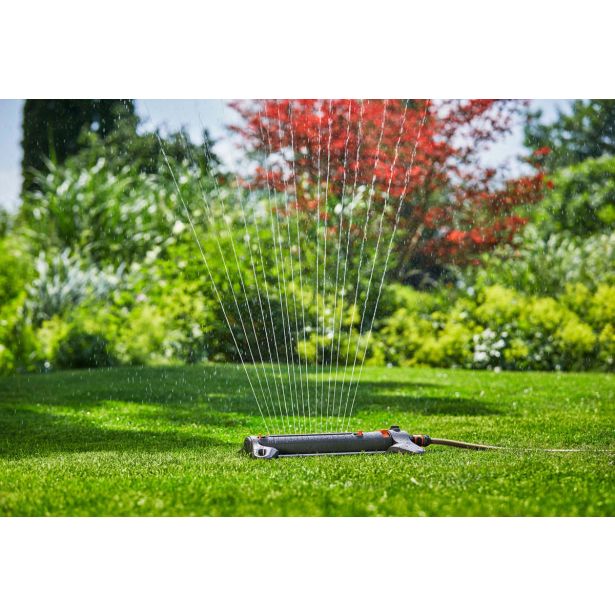 RAZPRŠILNIK ZA ZALIVANJE GARDENA AQUAZOOM M