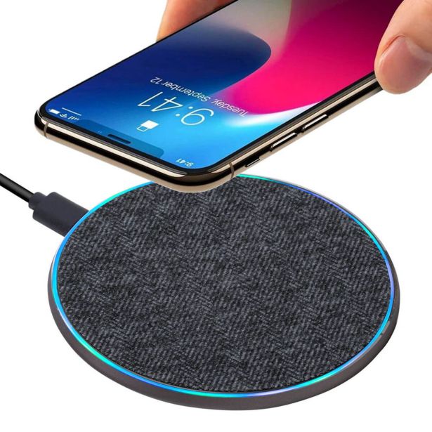 RIVACASE BREZŽIČNA POLNILNA POSTAJA, BREZŽIČNI POLNILEC VA4915 GR3 QC FAST CHARGE 10W - SAMSUNG GALAXY S23 / IPHONE 14 - ČRN