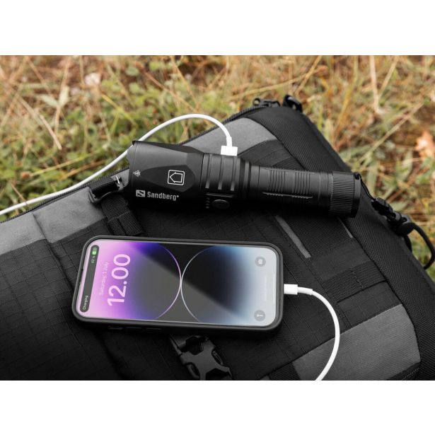SANDBERG ROČNA SVETILKA Z BATERIJO POWERBANK 5000 SURVIVOR, 10W